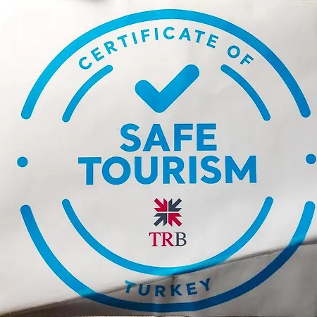 Lägenhetshotell Baronessa 3*