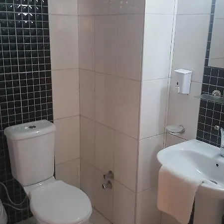 Baronessa Hotel de apartamente 3*