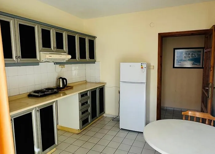 Baronessa 3*